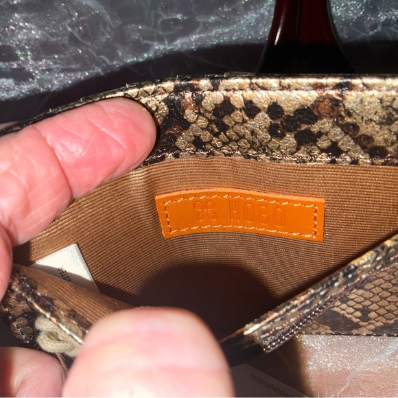 Wallet, Hobo Golden Snake Euro Slide, NWT - Picture 4 of 7